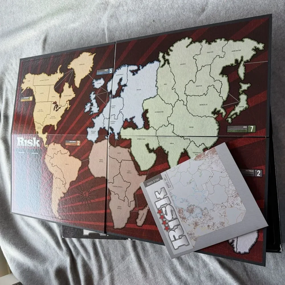 Risk The Game of Strategic Conquest Board Game 2008 Parker Brothers Complete
